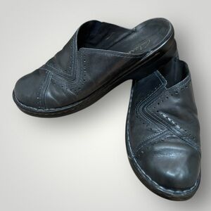 Clarks Navy Blue Leather Slip On Mules Comfort Clogs Size 8